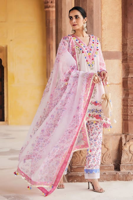 Maayera Jaipur Floral Stripe Embroidered Kurta Set 