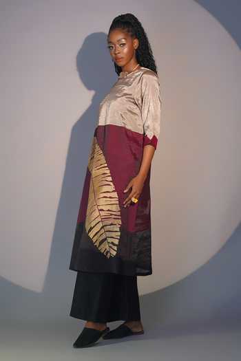Taika By Poonam Bhagat_Multi Color Chanderi Embroidery Round Neck Banana Leaf Tunic And Pant Set _at_Aza_Fashions