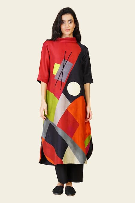 Taika by Poonam Bhagat Abstract Print Cowl Neck Tunic 