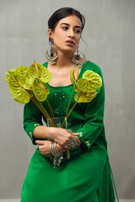 Gulaal_Green Cotton Satin Mirrors, Zari Scoop Neck Embroidered Kurta Set _Online_at_Aza_Fashions