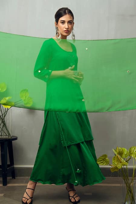 Buy_Gulaal_Green Cotton Satin Mirrors, Zari Scoop Neck Embroidered Kurta Set _Online_at_Aza_Fashions