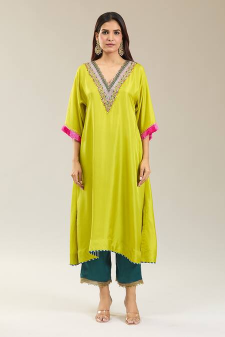 Rajiramniq Green Chiffon Sequins, Beads, Tassels, Embroidery V-neck Kurta Pant Set Online at Aza Fashions Rajiramniq_Green Chiffon Sequins, Beads, Tassels, Embroidery V-neck Kurta Pant Set_Online_at_Aza_Fashions