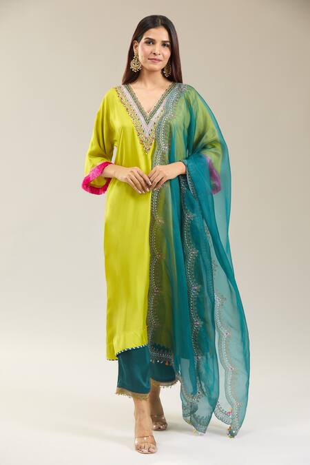 Buy Rajiramniq Green Chiffon Sequins, Beads, Tassels, Embroidery V-neck Kurta Pant Set Buy_Rajiramniq_Green Chiffon Sequins, Beads, Tassels, Embroidery V-neck Kurta Pant Set