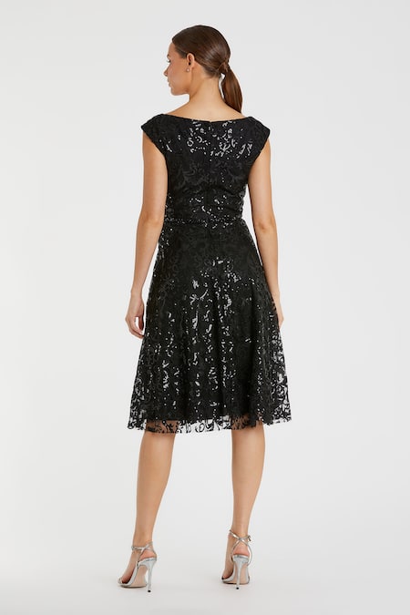 Shop Mac Duggal Black Polyester Sequins, Beads V-neck Floral Vine Midi Dress at Aza Fashions Shop_Mac Duggal_Black Polyester Sequins, Beads V-neck Floral Vine Midi Dress _at_Aza_Fashions