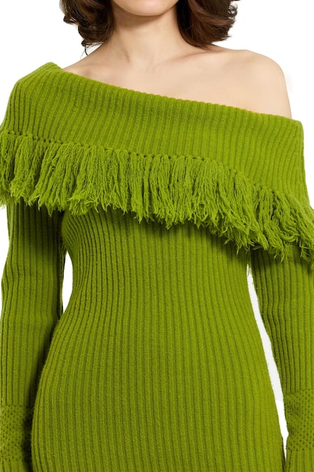 Mac Duggal Green Kota Doria Fringe Off-shoulder Off Knitted Dress Online at Aza Fashions Mac Duggal_Green Kota Doria Fringe Off-shoulder Off Knitted Dress _Online_at_Aza_Fashions