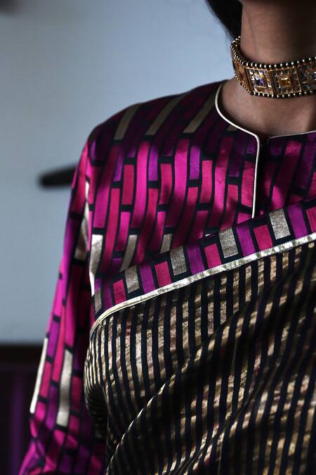 Buy_Shorshe Clothing_Black Tissue, Chanderi, Brocade Tassels Tonal Stripe Woven Saree_Online_at_Aza_Fashions