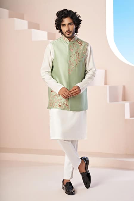 Hilo Design Musgo Fleur Embroidered Bundi Kurta Set 