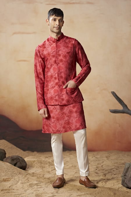 Hilo Design Verdant Floral Print Bundi & Kurta Set 