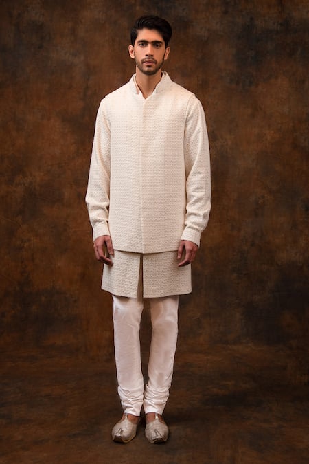 Char Chaand_Ivory Cotton, Silk Embroidery Chikankari Bundi And Kurta Set_Online_at_Aza_Fashions