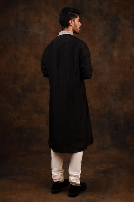 Shop_Char Chaand_Black Silk Embroidery Floral Thread Kurta _at_Aza_Fashions