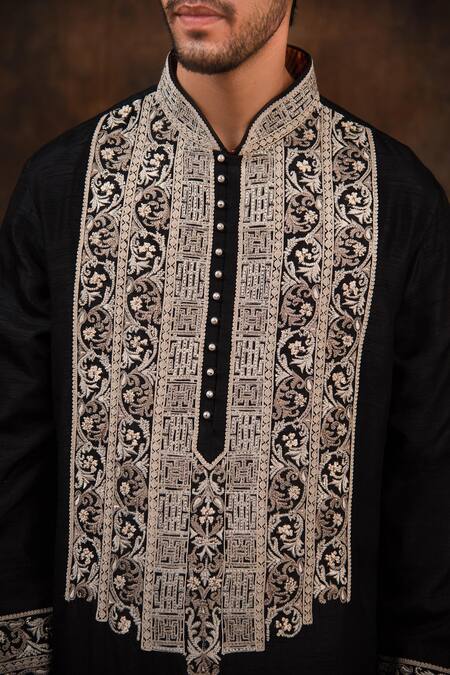 Char Chaand_Black Silk Embroidery Floral Thread Kurta _Online_at_Aza_Fashions