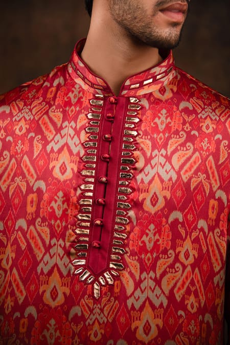 Shop_Char Chaand_Red Satin, Silk Ikat Print Kurta _Online_at_Aza_Fashions
