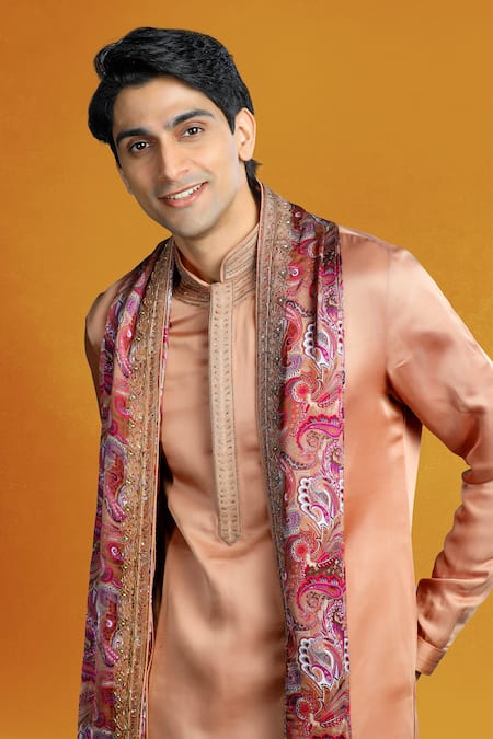 Buy_Char Chaand_Beige Linen, Satin, Georgette Zari, Embroidery Vine Kurta Set _Online_at_Aza_Fashions