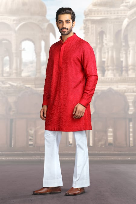 Char Chaand_Red Silk Embroidery Geometric Thread Kurta _Online_at_Aza_Fashions