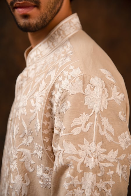 Buy Char Chaand Beige Linen, Satin Embroidery Kashmiri Aari Blossom Kurta Buy_Char Chaand_Beige Linen, Satin Embroidery Kashmiri Aari Blossom Kurta