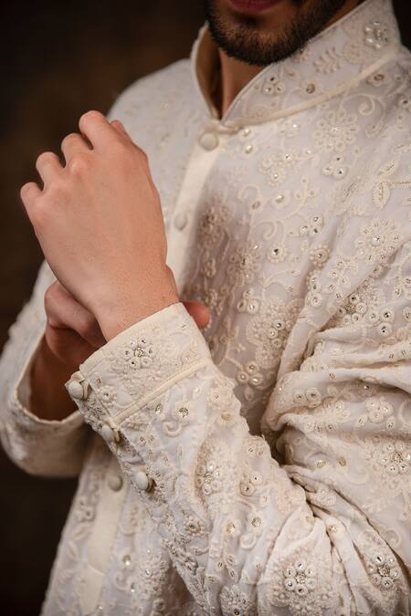 Char Chaand_Cream Cotton, Silk Sequins, Embroidery Floral Blossom Kurta _at_Aza_Fashions