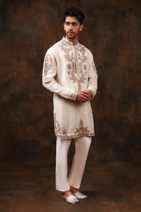 Buy_Char Chaand_Ivory Silk Pearls, Zari Floral Embroidered Kurta _Online_at_Aza_Fashions