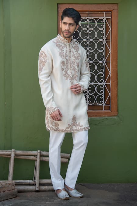 Buy_Char Chaand_Ivory Silk Pearls, Zari Floral Embroidered Kurta 