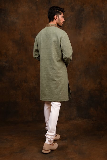 Shop Char Chaand Green Cotton, Silk Embroidery Floral Dori Kurta at Aza Fashions Shop_Char Chaand_Green Cotton, Silk Embroidery Floral Dori Kurta _at_Aza_Fashions