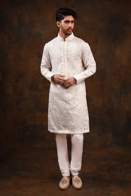 Char Chaand White Silk Embroidery Floral Chikankari Kurta Online at Aza Fashions Char Chaand_White Silk Embroidery Floral Chikankari Kurta_Online_at_Aza_Fashions