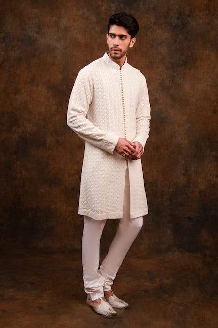 Char Chaand_White Georgette Embroidery Floral Thread Kurta _Online_at_Aza_Fashions