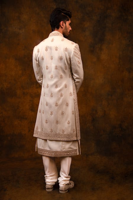Char Chaand Floral Zardozi Embroidered Sherwani Set 