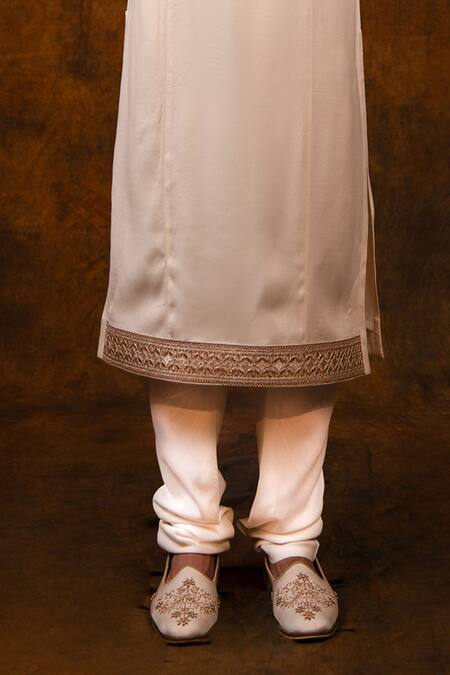Char Chaand_Ivory Silk Beads, Zari Floral Zardozi Embroidered Sherwani Set _Online_at_Aza_Fashions