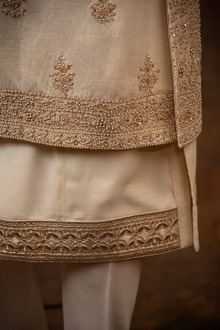 Buy_Char Chaand_Ivory Silk Beads, Zari Floral Zardozi Embroidered Sherwani Set 