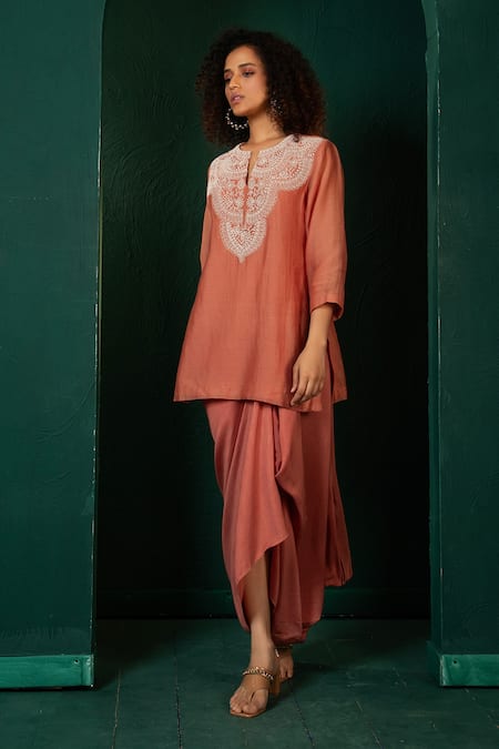 Buy_Oshi By Shikha_Pink Chanderi, Silk Pearls Round Neck Embroidered Kurta And Draped Skirt Set _Online_at_Aza_Fashions
