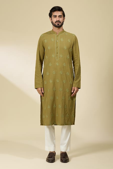 Ankita Shahabadi_Green Linen Embroidery Resham Kurta _at_Aza_Fashions