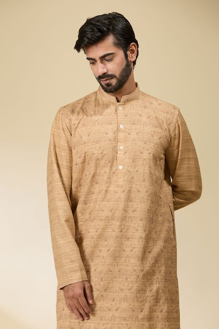 Ankita Shahabadi_Beige Handloom Cotton Embroidery Thread Kurta _Online_at_Aza_Fashions