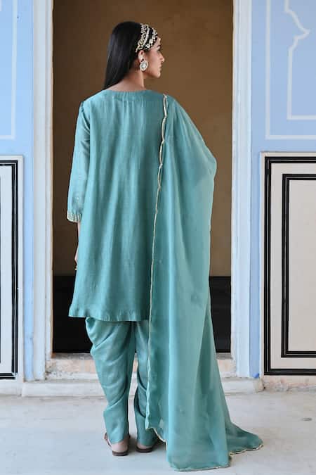 EASE Leaf Stripe Embroidered Kurta Set 