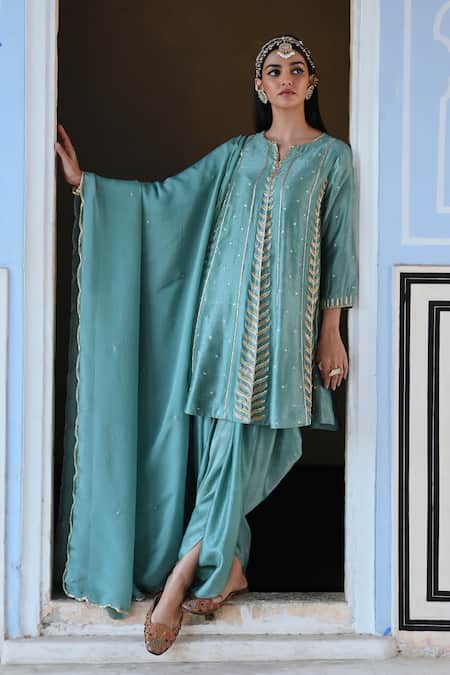 Shop_EASE_Blue Silk, Viscose Cut Work, Sequins Split Leaf Stripe Embroidered Kurta Set 