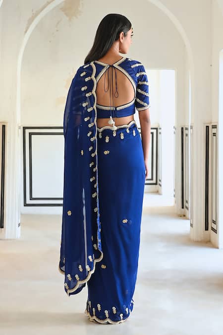 EASE Scallop Border Embroidered Saree Set 