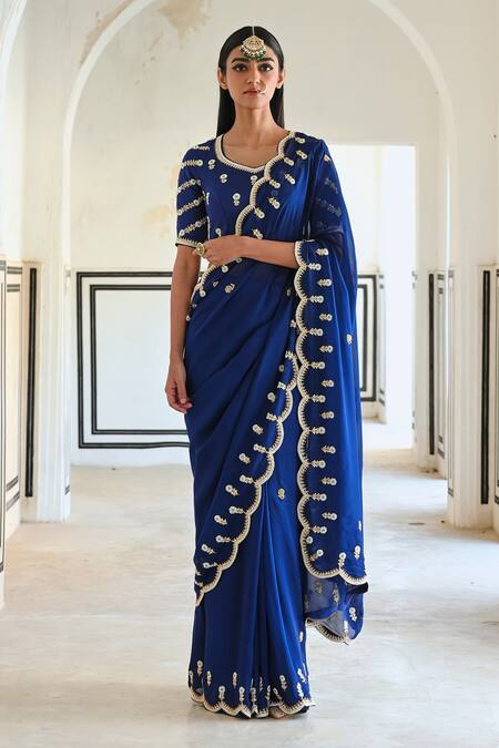 EASE_Blue Crepe Sequins, Zari Asymmetric Scallop Border Embroidered Saree Set _Online_at_Aza_Fashions