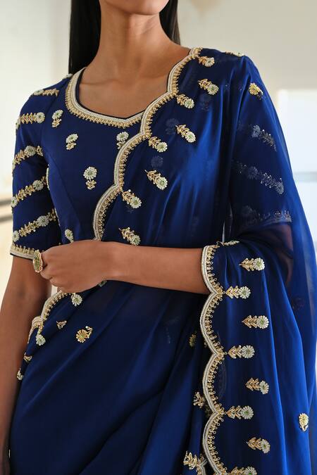Buy_EASE_Blue Crepe Sequins, Zari Asymmetric Scallop Border Embroidered Saree Set _Online_at_Aza_Fashions