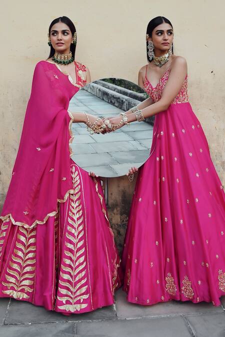 Buy_EASE_Pink Silk, Viscose Sequins, Embroidery V-neck Floral Anarkali Set 