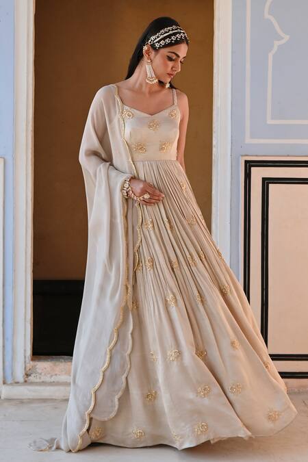 EASE_Gray Viscose Embroidery V-neck Floral Butti Anarkali Set _Online_at_Aza_Fashions