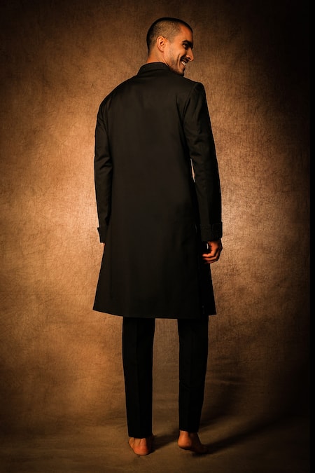 Char Chaand Black V Cut Hemline Sherwani 