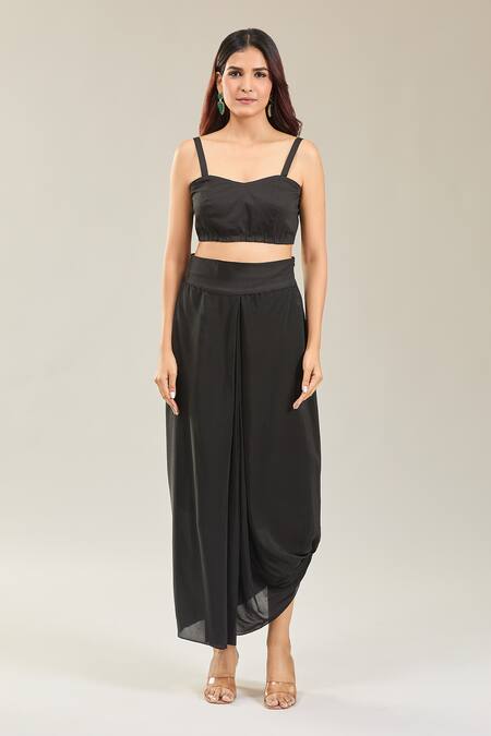 Prisho Black Chiffon Beads, Embroidery Sweetheart Neck Floral Cape And Skirt Set Online at Aza Fashions Prisho_Black Chiffon Beads, Embroidery Sweetheart Neck Floral Cape And Skirt Set _Online_at_Aza_Fashions