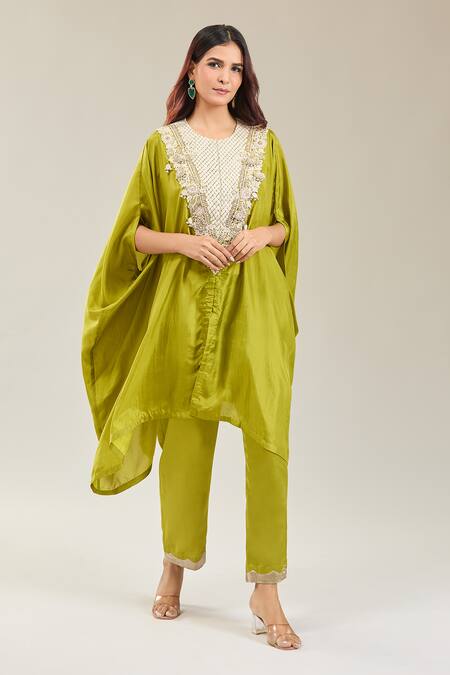 Prisho Green Silk Embroidery Round Neck Floral Resham Kaftan Set at Aza Fashions Prisho_Green Silk Embroidery Round Neck Floral Resham Kaftan Set _at_Aza_Fashions