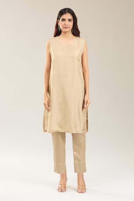 Prisho_Cream Tissue Embroidery Round Neck Floral Kaftan Set _Online_at_Aza_Fashions