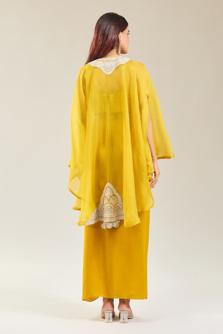 Shop Prisho Yellow Organza Embroidery Sweetheart , Round Floral Kaftan Set at Aza Fashions Shop_Prisho_Yellow Organza Embroidery Sweetheart , Round Floral Kaftan Set _at_Aza_Fashions