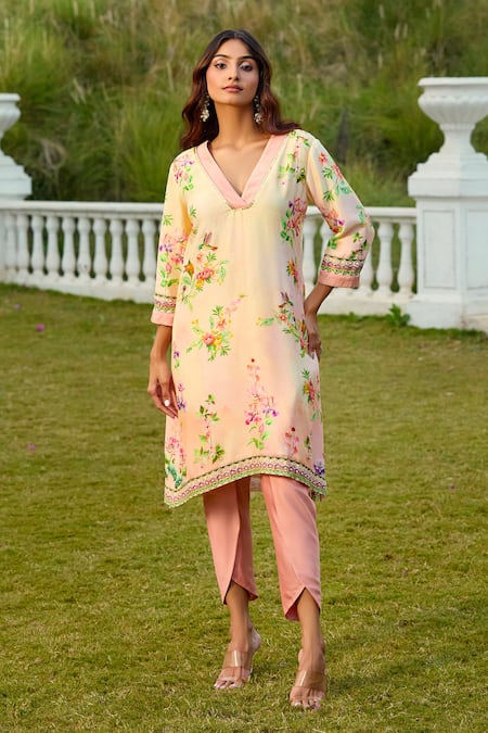 Aariyana Couture Beige Chanderi Silk Sequins, Embroidery V-neck Floral Kurta Set at Aza Fashions Aariyana Couture_Beige Chanderi Silk Sequins, Embroidery V-neck Floral Kurta Set _at_Aza_Fashions