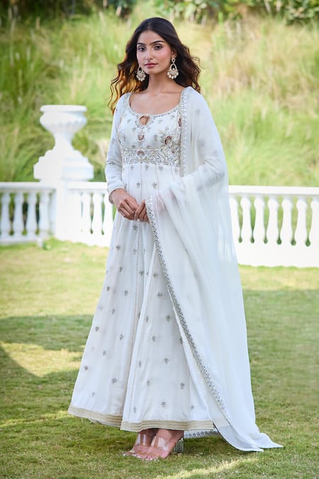 Shop Aariyana Couture White Cotton, Silk, Modal, Chiffon Sequins, Embroidery, Cut Floral Anarkali Set Online at Aza Fashions Shop_Aariyana Couture_White Cotton, Silk, Modal, Chiffon Sequins, Embroidery, Cut Floral Anarkali Set _Online_at_Aza_Fashions