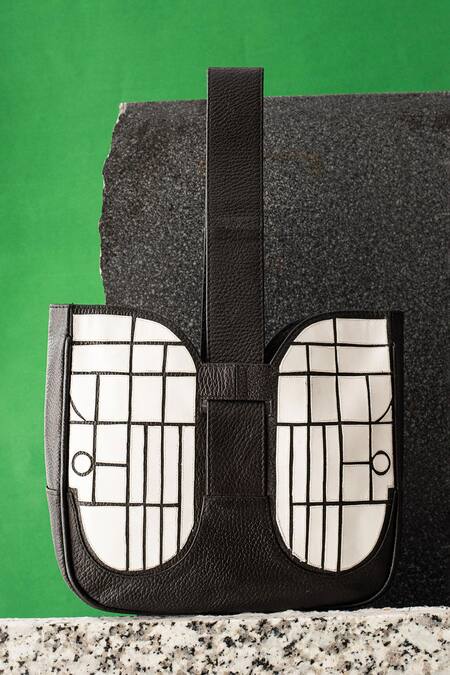 Econock Studio Black Geometric Design Leather Handbag