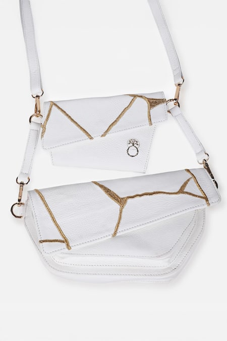 Buy_Econock Studio_Ivory Embroidery Kintsugi Crossbody Bag _Online_at_Aza_Fashions