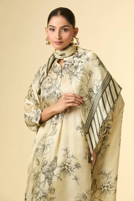 Buy Paulmi And Harsh Beige Cotton Tassels Mandarin Collar Flower Printed Kurta Pant Set Buy_Paulmi And Harsh_Beige Cotton Tassels Mandarin Collar Flower Printed Kurta Pant Set