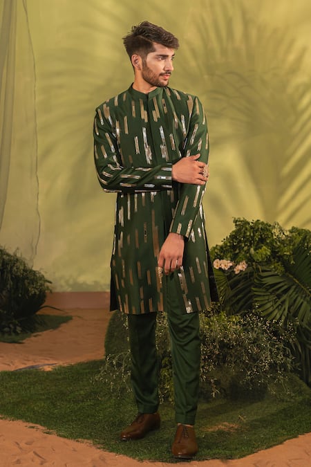 Runit Gupta Cutpipe Embroidered Green Sherwani & Pyjama 