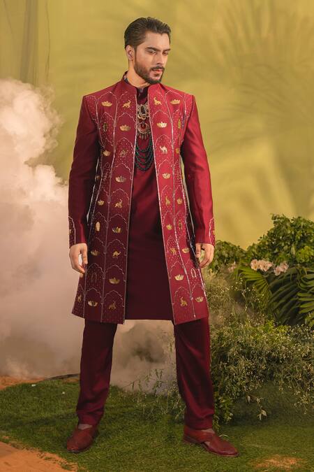 Runit Gupta_Red Chanderi Silk Embroidery Mughal Jaal Sherwani Set _at_Aza_Fashions
